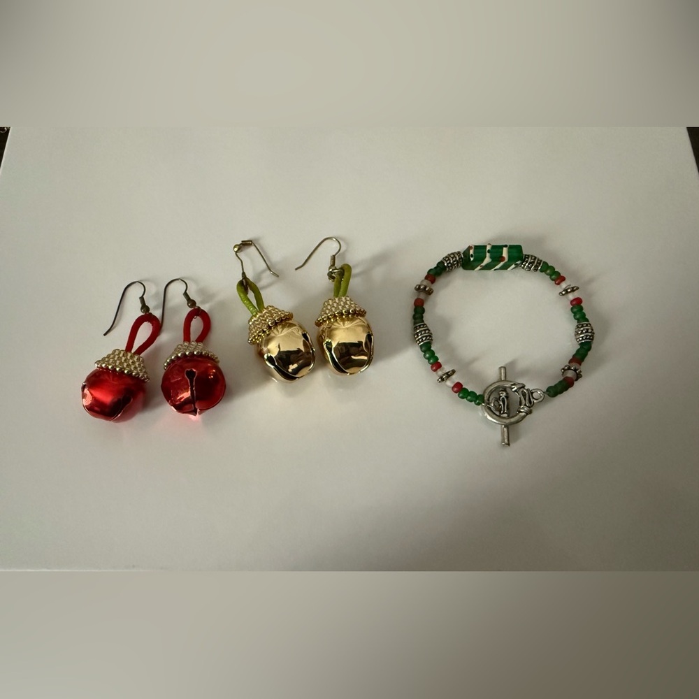 Vintage Christmas Jewelry Bundle